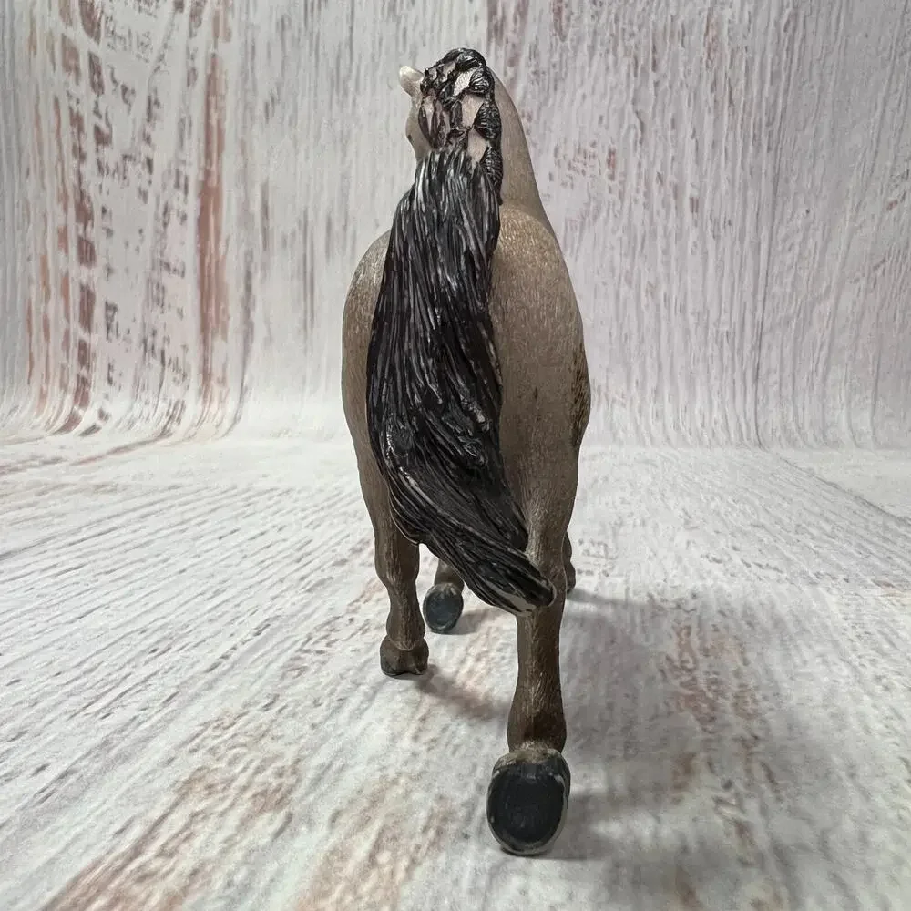 schleich grey arabian